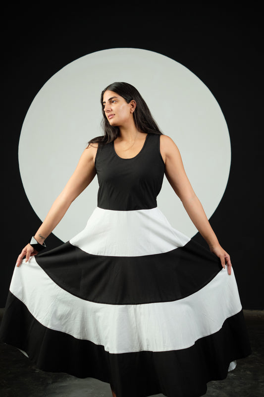 Orbit Dress - Black Crest
